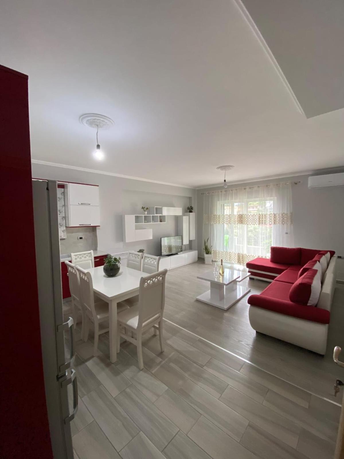Luxury Room'S By Lika Sarandë Buitenkant foto
