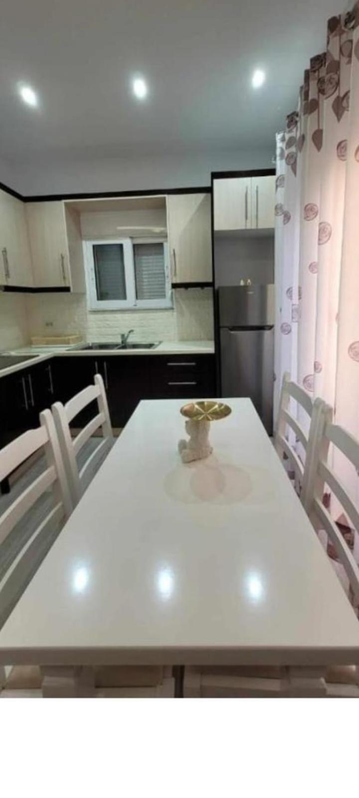 Luxury Room'S By Lika Sarandë Buitenkant foto